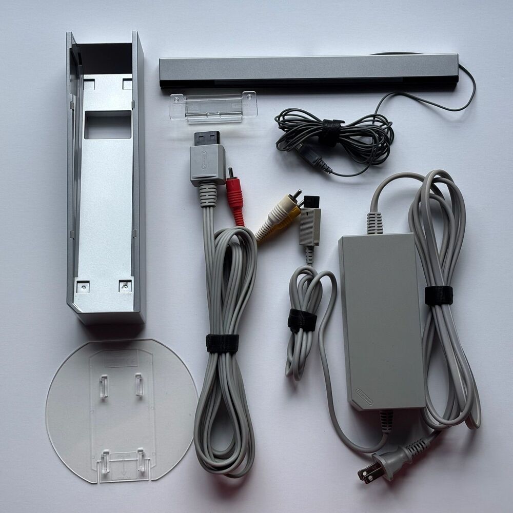 Nintendo Wii Console RVL-001 Six Game Bundle - White TESTED - Picture 5 of 16